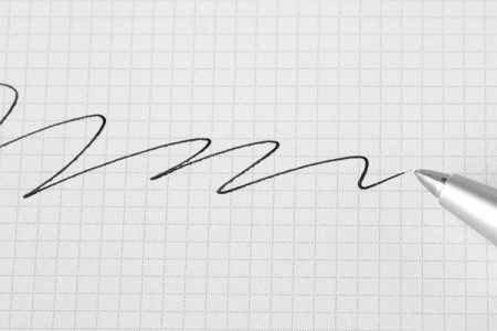 photo: 「書く」衝動を呼び覚ます、紙とペンの対話