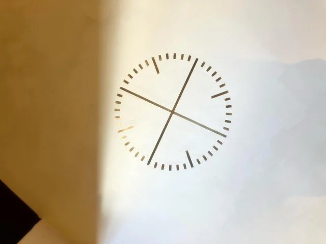 PLOTTERTOKYOのアイコン的存在。本物の真鍮を床に埋め込んで、PLOTTERのサークルマークをデザインしました。このロゴは羅針盤をも意味しますが、もちろん東西南北を指し示す向きにしました。

The iconic symbol of PLOTTERTOKYO. We embedded genuine brass into the floor to design PLOTTER's circle logo. This emblem also signifies a compass, naturally oriented to point the cardinal directions.
.
.
.
.
.
#plotter #プロッター　#plotter_life #プロッタートーキョー　#plotter_tokyo