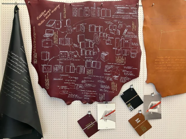 PLOTTERTOKYOにお越しの際は、ぜひ建物じゅうを見渡していってください。そこにはクリエイションのヒントとなるような何かがあるかもしれません。

When you visit PLOTTERTOKYO, be sure to look around the entire building. You might just find something there that sparks your creativity.
.
.

.
.
.
.
.
.
#plotter #plotter_life #youareaplotter #プロッター #フラッグシップ #直営店 #原宿 #flagshipstore