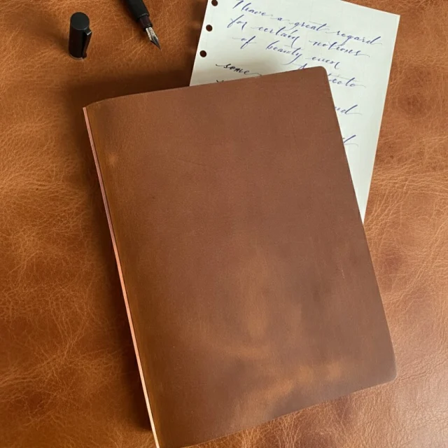 Leather Binder Predator KOHAKU(amber) A5 size 
PLOTTER TOKYO limited edition 
.
.
.
.
.
.
.
.
#plotter #plotter_life #drawtoday #shapetomorrow #planner