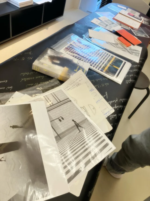 The second floor of PLOTTERTOKYO can transform in an instant into a playground for creation. Creative brainstorming sessions like this happen out of the blue!

.
.
.
.
.
.
#plotter #plotter_life 
#プロッター #レザーバインダー #plottertokyo