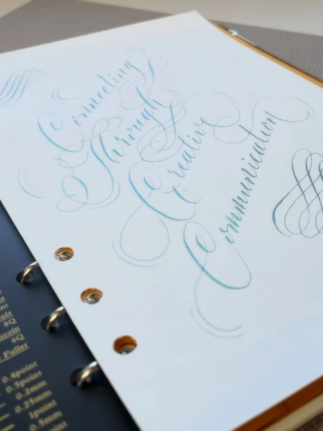 旗艦店だけではなくて、全国のお店やイベントでPLOTTERの皆さんとお会いできる時は全て“connecting through creative communication ”だと、心から思っています。
これからも、リアルな場所で一緒に楽しいことを考えていきたいですね！

Not just at our flagship store, but every time I get to meet you all at stores and events nationwide, I truly believe it's all about "connecting through creative communication."
I look forward to continuing to come up with fun ideas together in real-world spaces!
.
.
.
.
.
.
.
#plotter #plotter_life #drawtoday #shapetomorrow