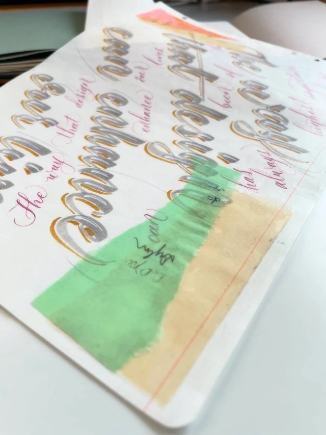 PLOTTERのオリジナルリフィルペーパー“DPペーパー”。薄くて嵩張らず、インクも裏抜けしにくく、しかも破れにくい、そんなわがままなら想いを詰め込んだ、まさにリングシステムのための紙。アイデアはカオスから生まれるという、PLOTTERのクリエイションに対するイメージをA4リフィルにロウ引きで存分に遊んでみました。

DP Paper—thin, tough, and ink-friendly. It’s the dream paper for ring organizers, fulfilling every "selfish" requirement we could think of. Inspired by the PLOTTER philosophy that "ideas are born from chaos," I went all out with a waxed A4 refill to see what would happen. This is what happens when you let creativity run wild!
.
.
.
.
.
.
.
.
.
.
#plotter #plotter_life #drawtoday #shapetomorrow #a4